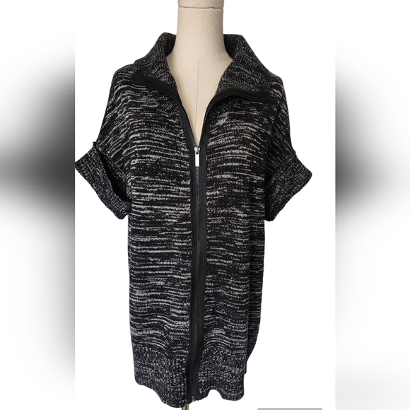 Kenneth Cole Reaction zipper sweater - Picture 1 of 7